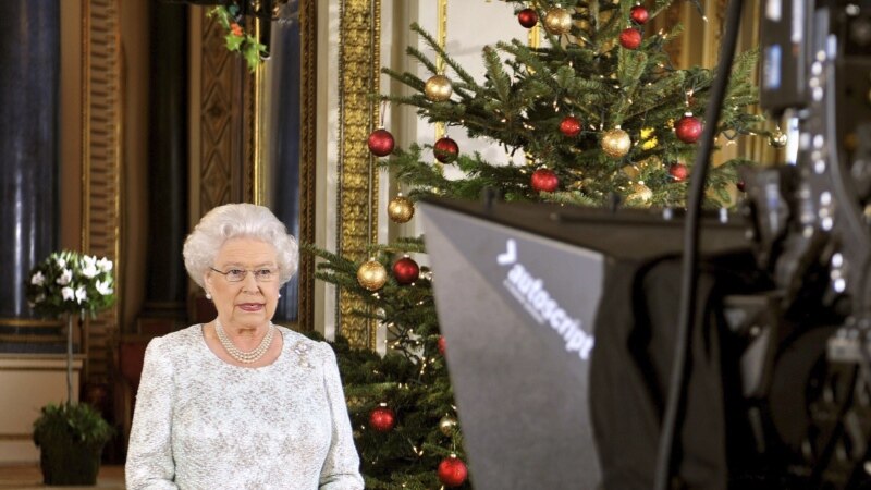Британская королева впервые выступила в формате 3-D