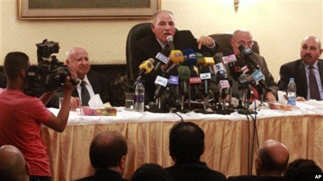 http://gdb.voanews.eu/042C4C55-931D-484B-91A9-F3FF6FA4E446_w640_r1_s.jpg