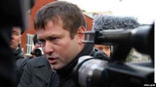 http://gdb.voanews.eu/15C6E2FB-D6EA-46E5-942B-E7AC0B241A7C_w640_r1_s.jpg