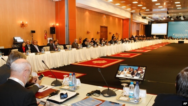 http://gdb.voanews.eu/29ACBAB1-A908-4130-BFF8-8CB54BF67A33_w640_r1_s.jpg