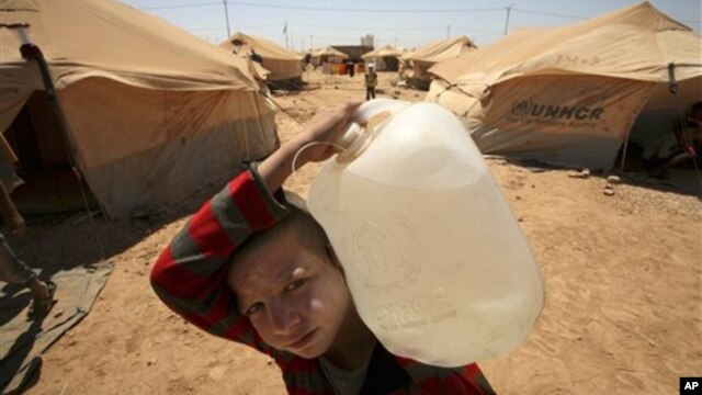 http://gdb.voanews.eu/2AA239F7-4C43-49B0-88AE-1A2A59142FA8_w640_r1_s_cx0_cy5_cw0.jpg