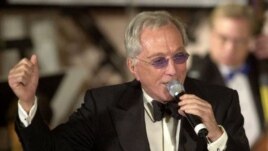 Jeta dhe kariera e këngëtarit Andy Williams
