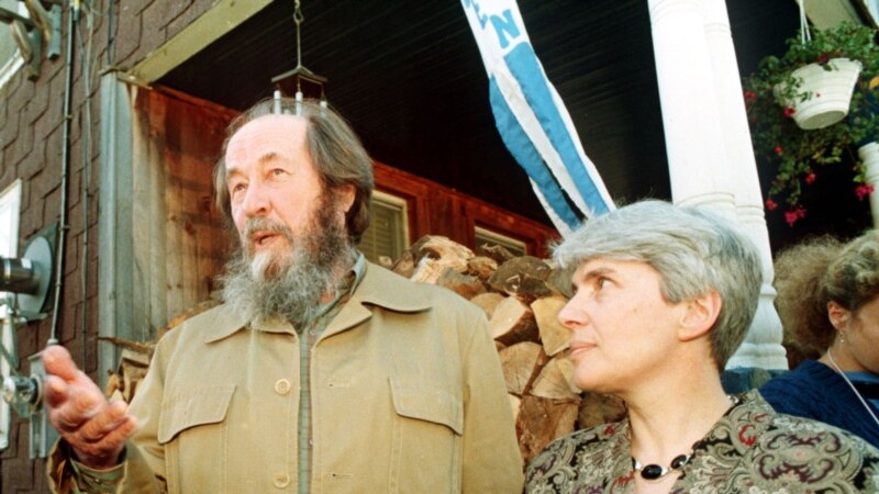 Наталья Солженицына: «Большевики были дьяволами, но хотя бы денег с заключенных не вымогали»