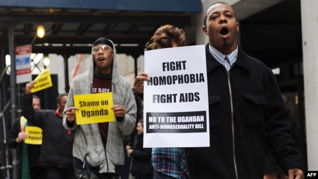 Baarlamanka Uganda Oo  Ansixinaya In Raggu Isguursado (Warbixin).