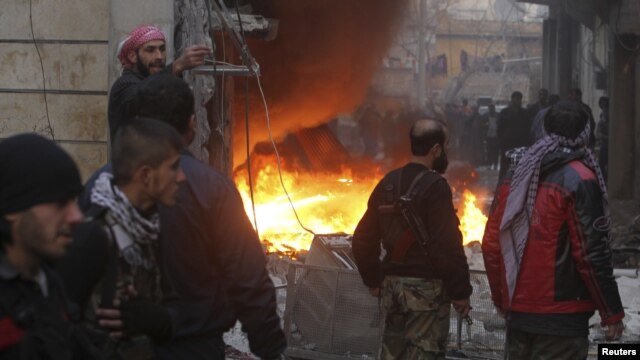 http://gdb.voanews.eu/709F217D-C6F3-4A92-96D0-B41C88FBDD1B_w640_r1_s.jpg
