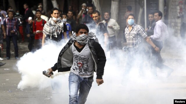 http://gdb.voanews.eu/92E0094C-7C14-4657-92C1-0441459946E5_w640_r1_s.jpg