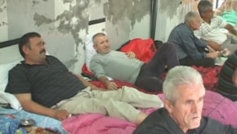 Një grup ish të dënuarish politikë takim me presidentin Nishani .