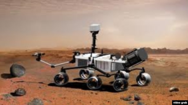 Sonda “Curiosity” analizon gurë dhe dheun e Marsit