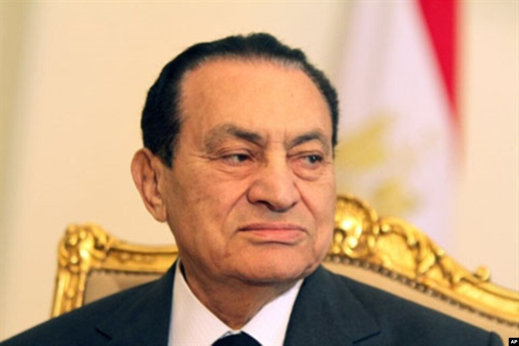 egypt president resigns