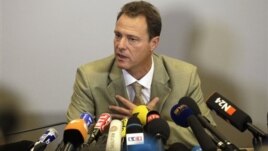 Vazhdojnë kërkimet për zbardhjen e vrasjes së një familjeje në Francë