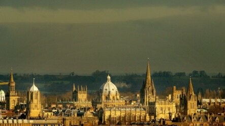 Universitas Oxford Inggris (Foto: dok).