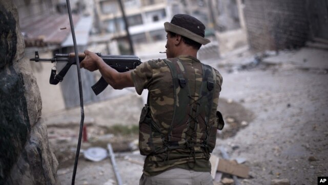 http://gdb.voanews.eu/CB9AF965-7551-469D-B1C9-2EA6EBB269EE_w640_r1_s_cx0_cy9_cw0.jpg