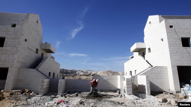 http://gdb.voanews.eu/D9D8D2C7-E900-4B3C-ABEA-E014905FCCB0_w640_r1_s_cx0_cy10_cw0.jpg