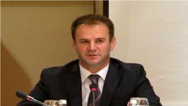 Kuçi: Bisedimet me Serbinë të përfundojnë brenda një viti