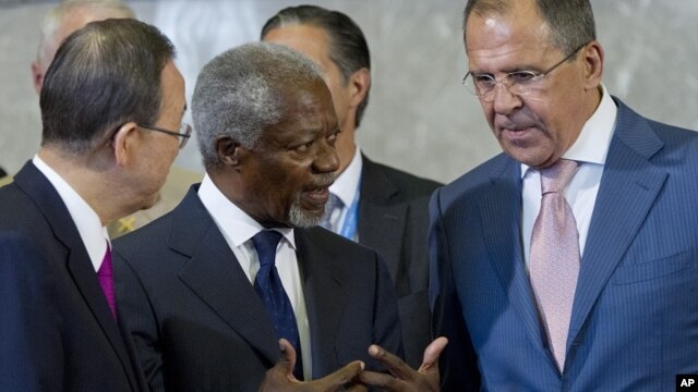 http://gdb.voanews.eu/F2747CB8-A79C-40D4-B74A-A1FA197D9B29_w640_r1_s_cx1_cy7_cw99.jpg