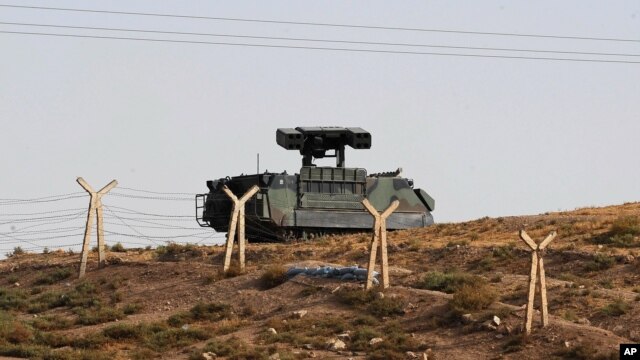 http://gdb.voanews.eu/FEEF41B4-1C24-4D9A-AF8E-4C8C3FD1A4C0_w640_r1_s_cx0_cy2_cw0.jpg