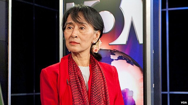 昂山素季接受美国之音专访